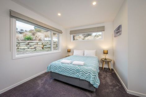 Photo of property in 21 Kapuka Lane, Wanaka, 9305