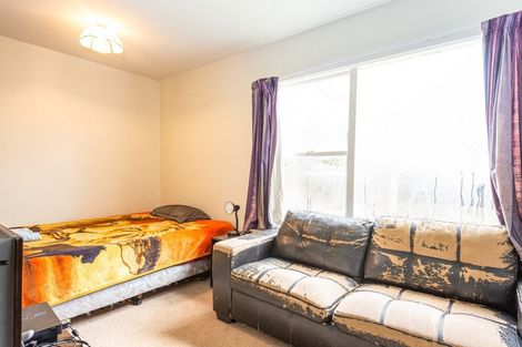 Photo of property in 35 Glenrowan Avenue, Avondale, Christchurch, 8061