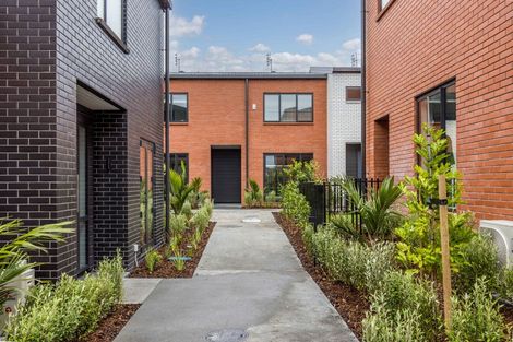 Photo of property in 7d Treasury Place, Onehunga, Auckland, 1061