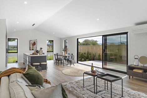 Photo of property in 6 Kakariki Crescent, Carterton, 5713