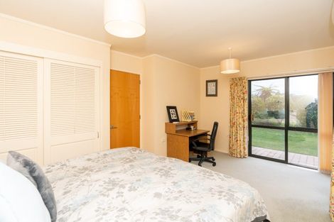 Photo of property in 61 Grosvenor Gardens, Flagstaff, Hamilton, 3210