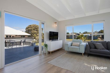 Photo of property in 4 Hereford Place, Waihi Beach, 3611