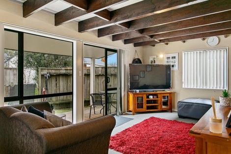 Photo of property in 2/150 Spa Road, Taupo, 3330