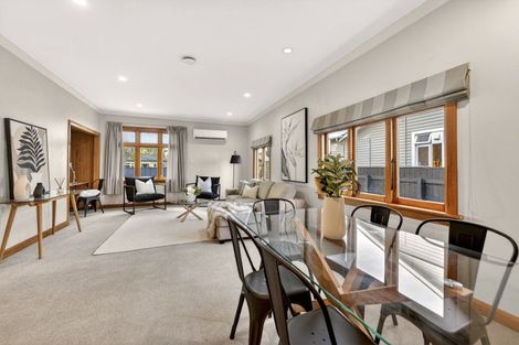 Photo of property in 48 Manapouri Crescent, Hokowhitu, Palmerston North, 4410