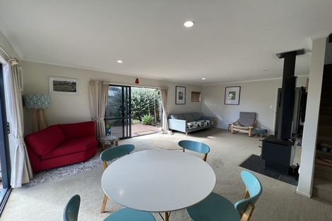 Photo of property in 57 Blake Street, Waitara, 4320