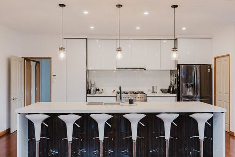 Photo of property in 15 Bouvardia Avenue, Milson, Palmerston North, 4414