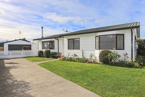 Photo of property in 1242 Louie Street, Parkvale, Hastings, 4122