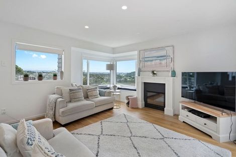 Photo of property in 86 Pemberton Avenue, Bayview, Auckland, 0629