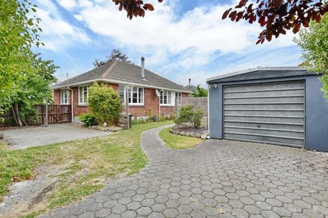 Photo of property in 23 Rowcliffe Crescent, Avonside, Christchurch, 8061