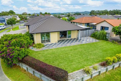 Photo of property in 2 Roto View, One Tree Point, 0118