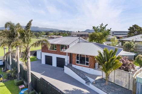 Photo of property in 12a Julian Place, Westown, New Plymouth, 4310