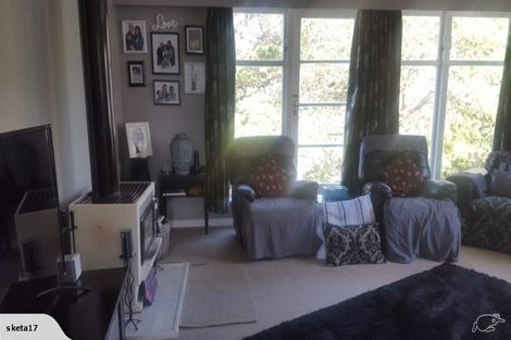 Photo of property in 26-26a Amundsen Grove, Stokes Valley, Lower Hutt, 5019