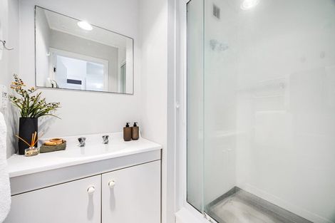 Photo of property in 142 Glamorgan Drive, Torbay, Auckland, 0630