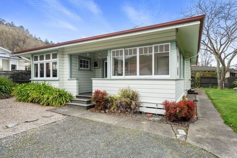 Photo of property in 1/54b Bronte Street, Nelson, 7010