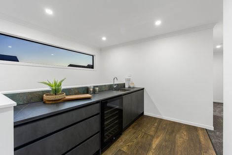 Photo of property in 52 Kumukumu Road, Long Bay, Auckland, 0630