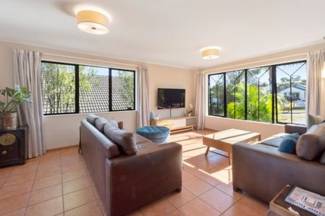 Photo of property in 11 Manara Place, The Gardens, Auckland, 2105