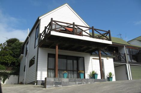 Photo of property in 2/3a Saint Vincent Terrace, Cashmere, Christchurch, 8022