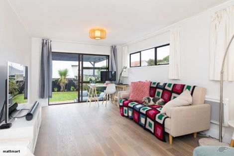 Photo of property in 253 Meola Road, Point Chevalier, Auckland, 1022