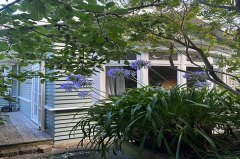 Photo of property in 127 Hataitai Road, Hataitai, Wellington, 6021