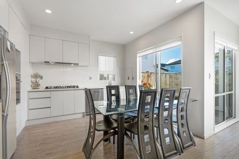 Photo of property in 10 Calcite Avenue, Flat Bush, Auckland, 2019