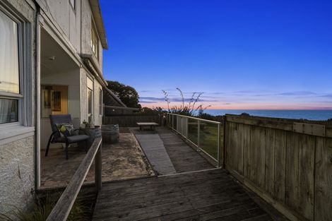 Photo of property in 2 Record Street, Fitzroy, New Plymouth, 4312