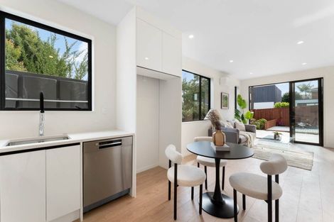 Photo of property in 41f Kowhai Road, Mairangi Bay, Auckland, 0630