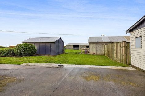 Photo of property in 22 Batten Road, Okaiawa, Hawera, 4671