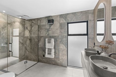 Photo of property in 4 Daresbury Lane, Fendalton, Christchurch, 8014