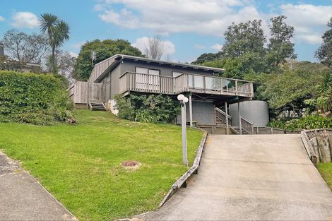 Photo of property in 11 Hillside Crescent, Leigh, 0985