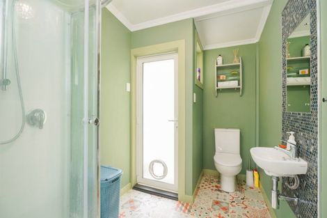 Photo of property in 14 Allan Street, Otatara, Invercargill, 9879