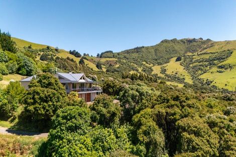 Photo of property in 5447 Christchurch Akaroa Road, Duvauchelle, 7582
