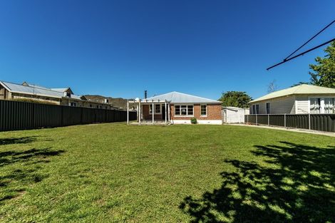 Photo of property in 22-24 Dunorling Street, Alexandra, 9320