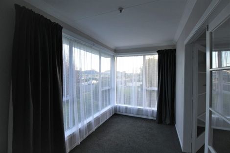 Photo of property in 52 Highfield Terrace, Newfield, Invercargill, 9812