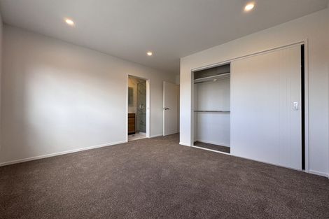 Photo of property in 2/387 Mount Albert Road, Mount Roskill, Auckland, 1041