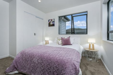 Photo of property in 15b Koromiko Street, New Lynn, Auckland, 0600