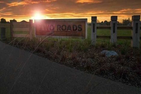 Photo of property in 2 Keeper Close, Woodend, 7610