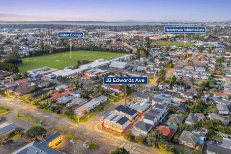 Photo of property in 1b Edwards Avenue, Henderson, Auckland, 0610