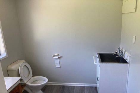 Photo of property in 16 Doone Place, Massey, Auckland, 0614