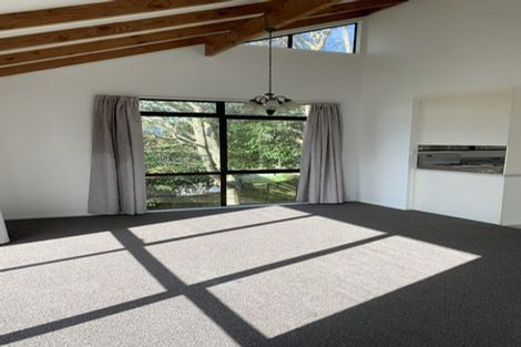 Photo of property in 1/11 Helicon Place, Totara Vale, Auckland, 0629