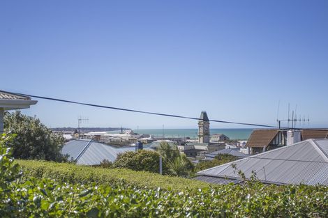Photo of property in 10a Wharfe Street, South Hill, Oamaru, 9400