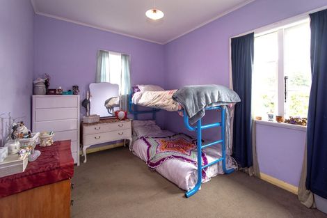 Photo of property in 16 Hardy Street, New Brighton, Christchurch, 8061