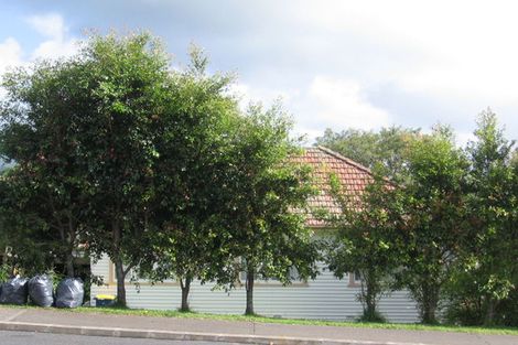 Photo of property in 37 Captain Scott Road, Glen Eden, Auckland, 0602