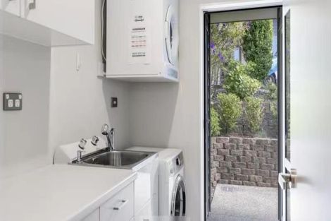 Photo of property in 11 Fendalton Place, Hatfields Beach, Orewa, 0931