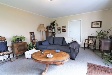 Photo of property in 64 Nelson Crescent, Carterton, 5713