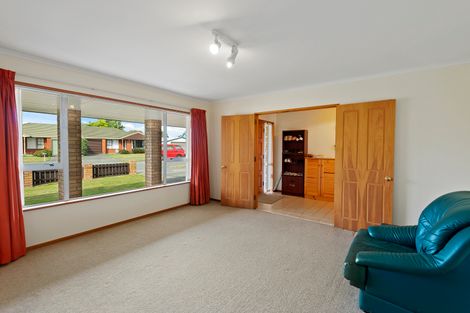 Photo of property in 107 Reynolds Avenue, Bishopdale, Christchurch, 8053