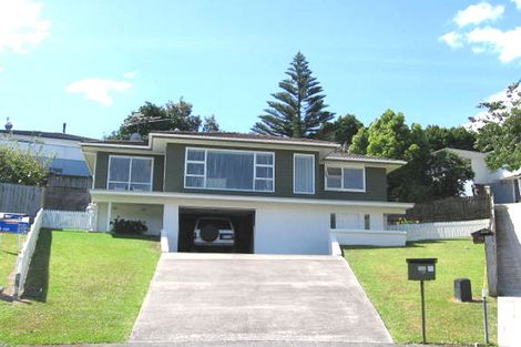 Photo of property in 10 Kama Place, Sunnynook, Auckland, 0620