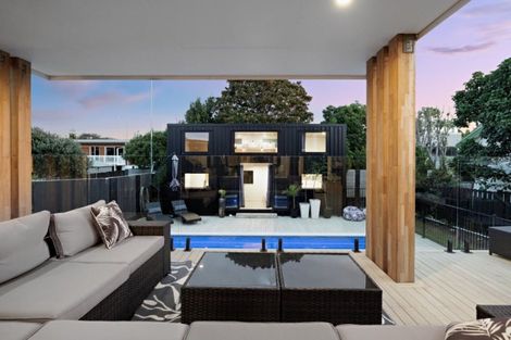 Photo of property in 18 Motiti Road, Papamoa Beach, Papamoa, 3118