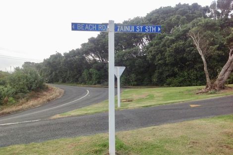 Photo of property in 1 Beach Road, Mokau, 4376