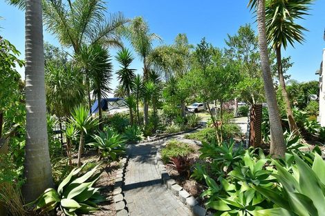 Photo of property in 353 Gulf Harbour Drive, Gulf Harbour, Whangaparaoa, 0930