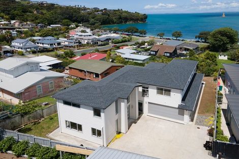 Photo of property in 1053b Whangaparaoa Road, Tindalls Beach, Whangaparaoa, 0930